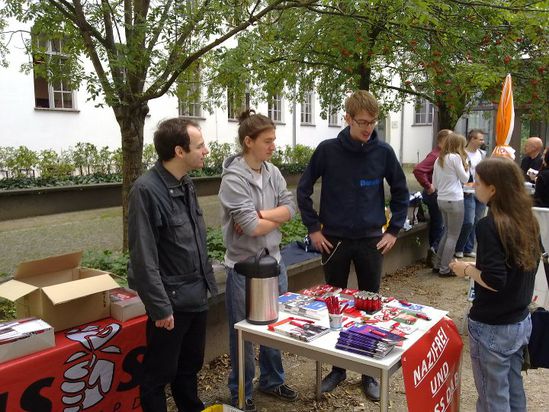 Infostand am OSZ Bürowirtschaft, Standort Mandelstr.