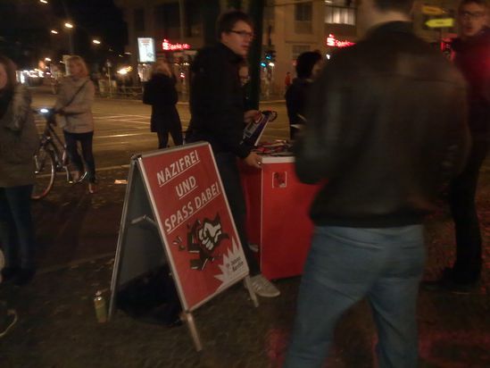 Spätinfostand an der Eberswalder Str.