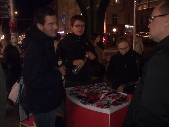 Spätinfostand an der Eberswalder Str.
